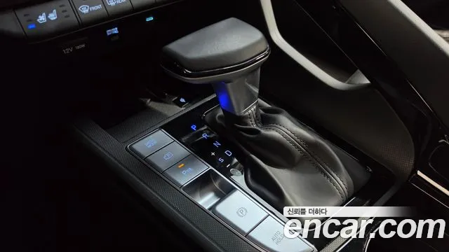 Hyundai Avante CN7 — Фото автомобиля 12