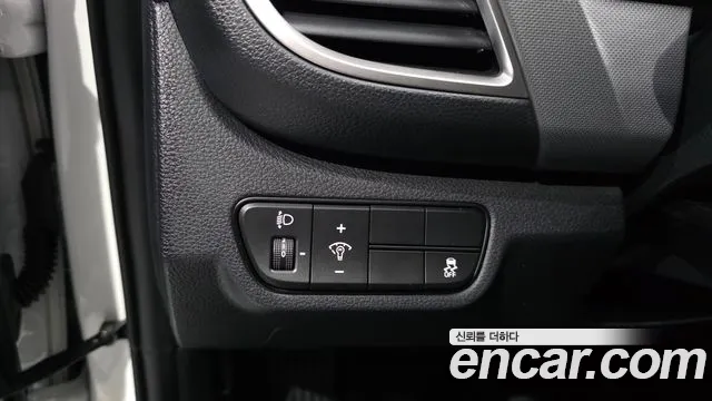 Kia Seltos — Фото автомобиля 30