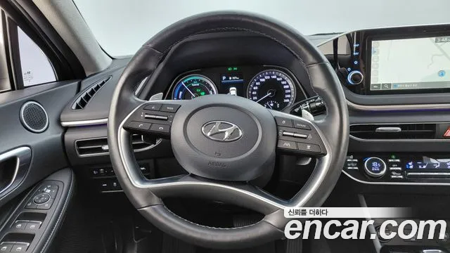 Hyundai Sonata — Фото автомобиля 14