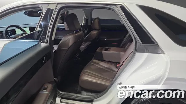 Hyundai Grandeur GN7 — Фото автомобиля 17