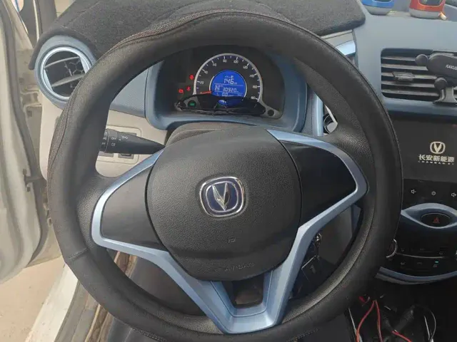 Changan Benben E-Star — Фото автомобиля 15