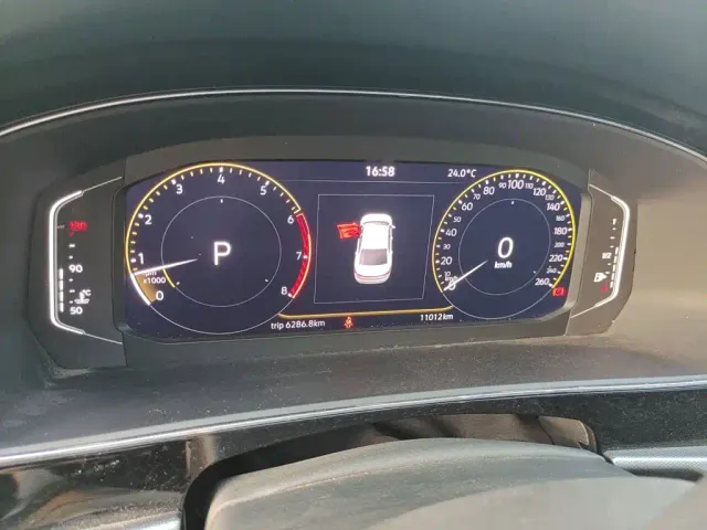 Volkswagen Passat — Фото автомобиля 7