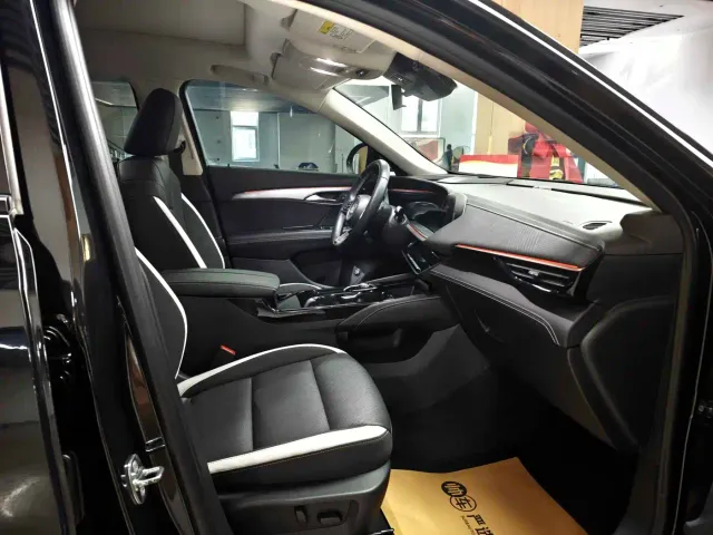 Buick Envision S — Фото автомобиля 11