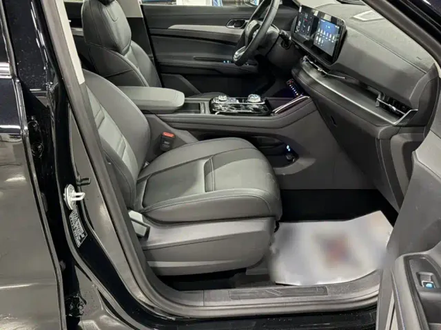 Ford Lingrui — Фото автомобиля 10