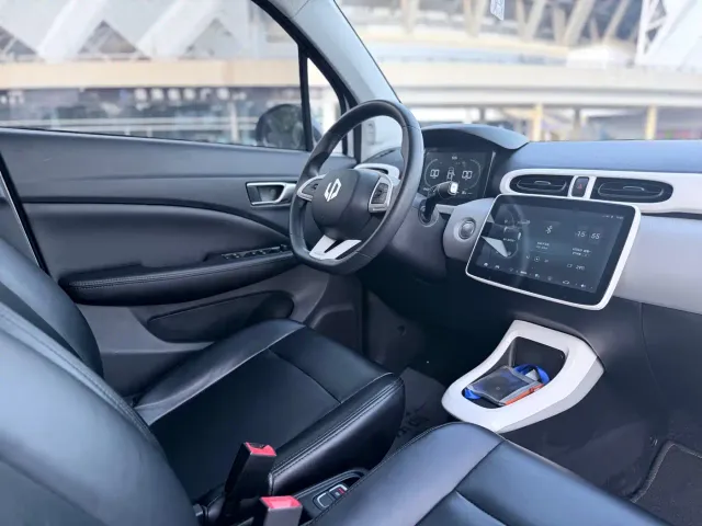 Leapmotor T03 — Фото автомобиля 13