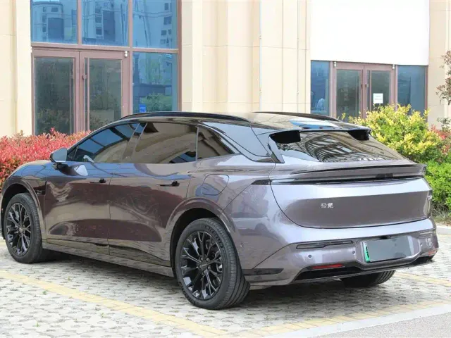 Zeekr 007 GT — Фото автомобиля 4