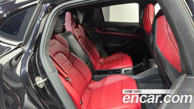 Porsche Panamera 976 — Фото автомобиля 11