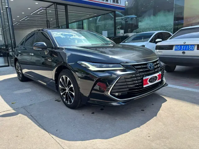 Toyota Avalon — Фото автомобиля 3
