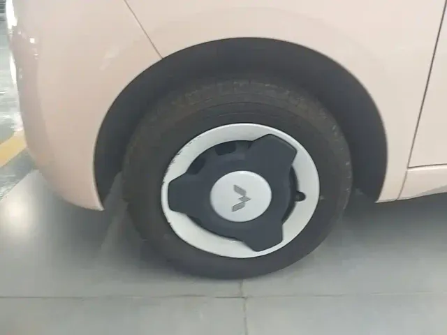 Wuling Hongguang Mini EV — Фото автомобиля 24