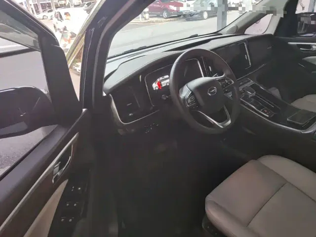 GAC Trumpchi M8 — Фото автомобиля 15