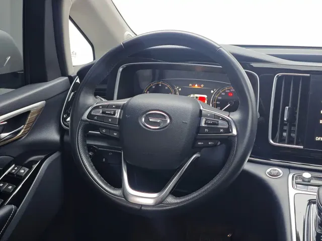 GAC Trumpchi M8 — Фото автомобиля 13