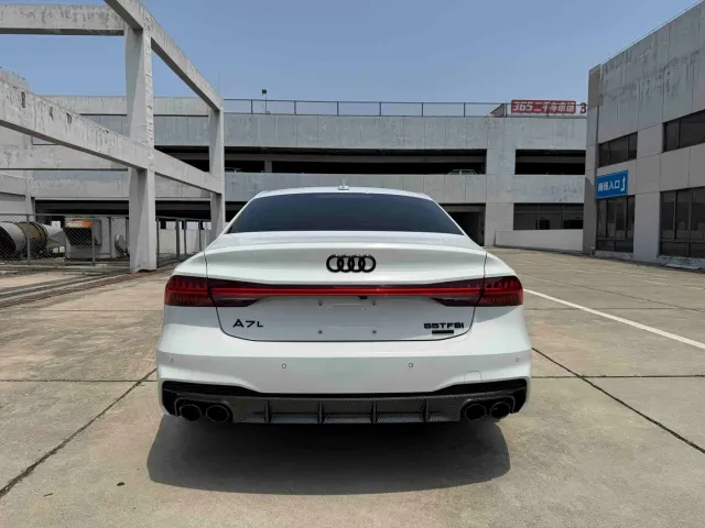 Audi A7L — Фото автомобиля 5