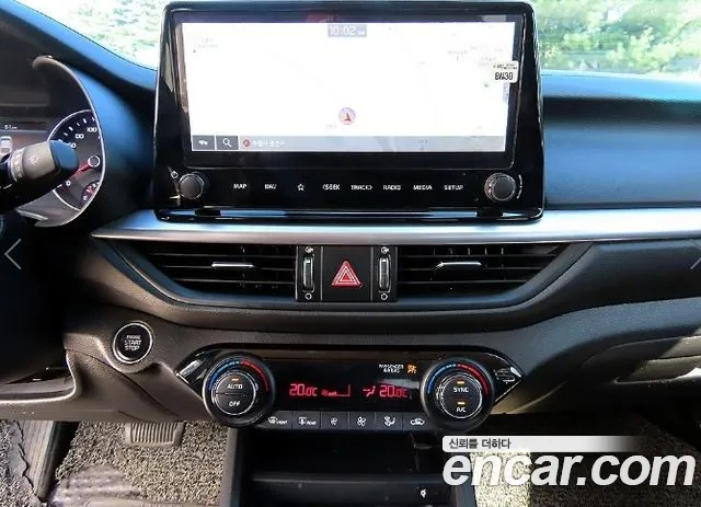 Kia K3 Generation 2 — Фото автомобиля 12