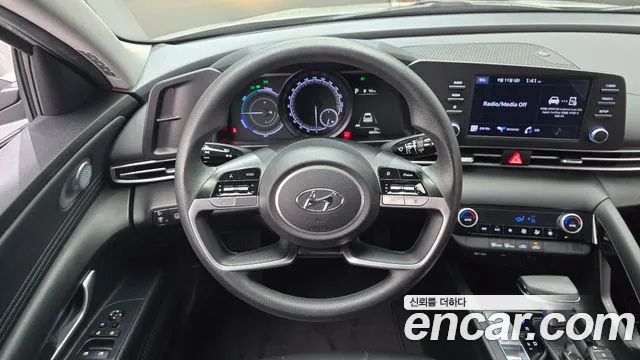 Hyundai Avante CN7 — Фото автомобиля 19