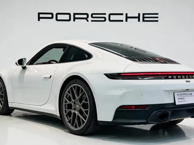 Porsche 911 — Фото автомобиля 4