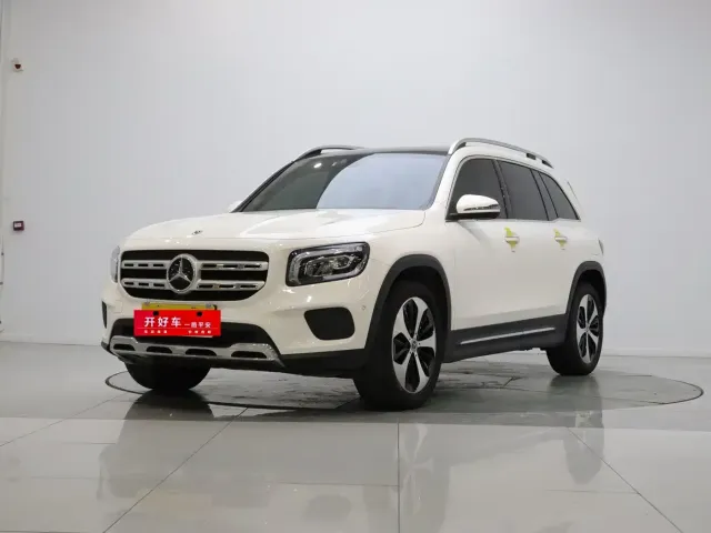 Фотография автомобиля — Mercedes-Benz GLB-Class