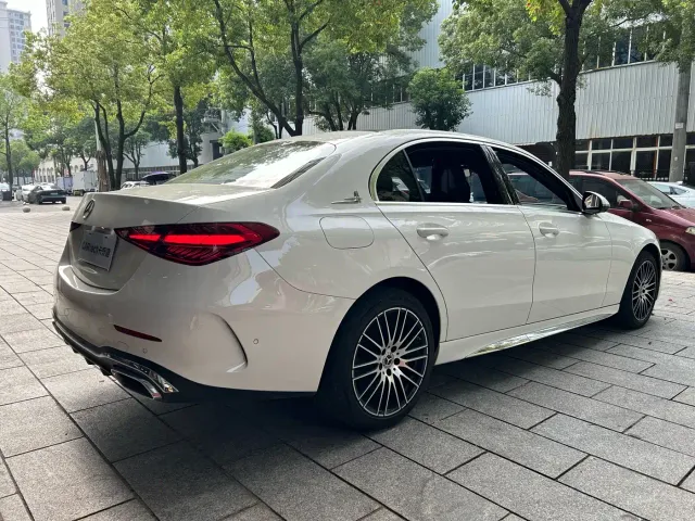 Mercedes-Benz C-Class — Фото автомобиля 11