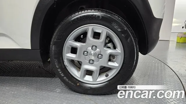 Hyundai Casper Electric — Фото автомобиля 6