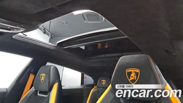Lamborghini Urus — Фото автомобиля 16