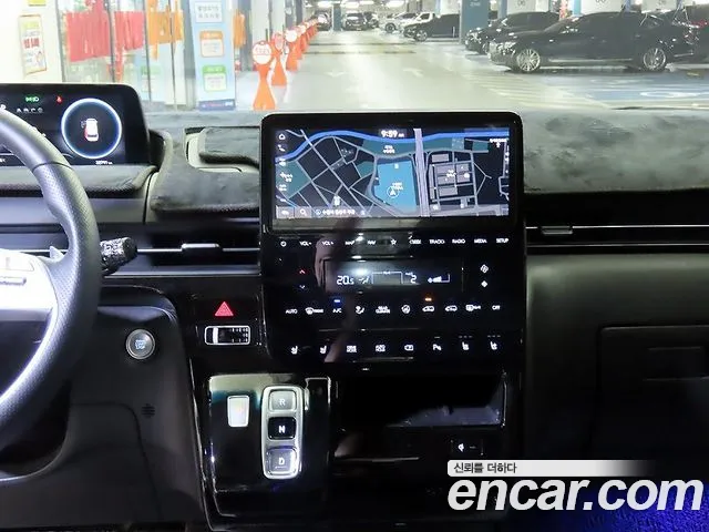Hyundai Staria Staria — Фото автомобиля 11