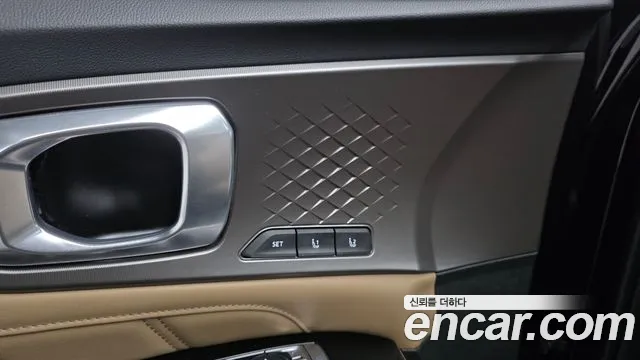 Kia Sorento Новый Sorento 4 поколение Бензин 2.5T 2WD — Фото автомобиля 29