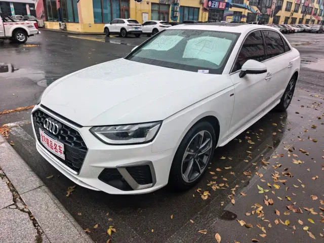 Audi A4L — Фото автомобиля 3