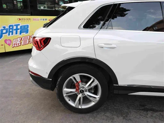 Audi Q3 — Фото автомобиля 27