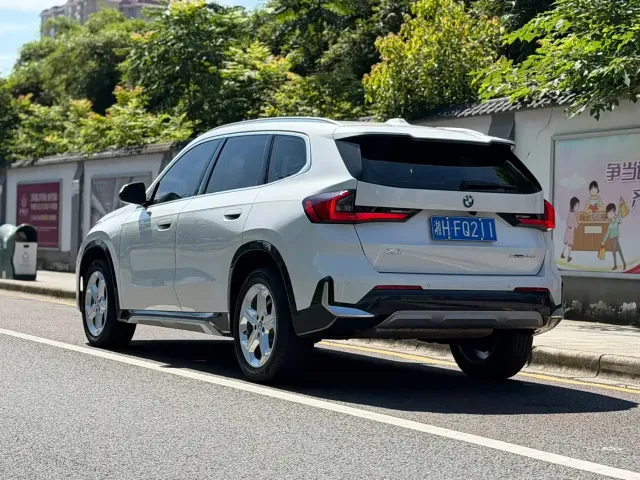 BMW X1 — Фото автомобиля 6
