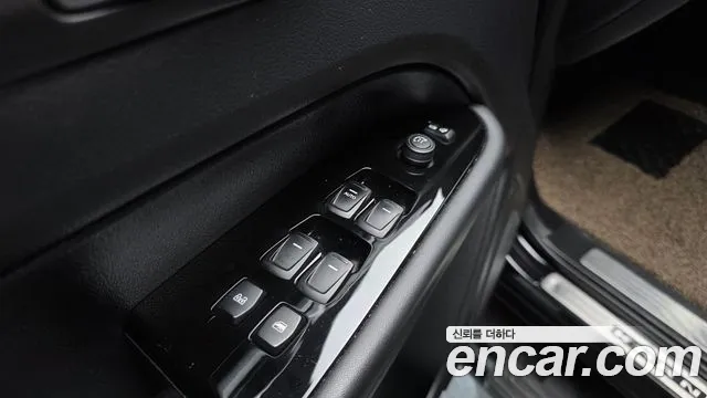 KG_Mobility_Ssangyong Rexton Новый Rexton Sport Khan Дизель 2.2 4WD — Фото автомобиля 28