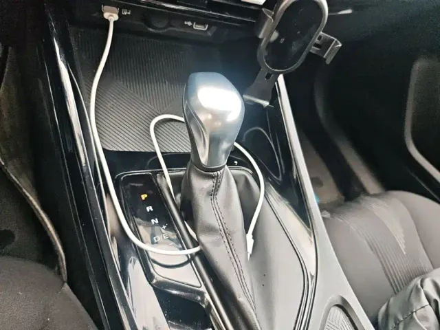 Roewe i5 — Фото автомобиля 6