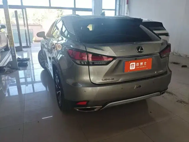 Lexus RX — Фото автомобиля 3
