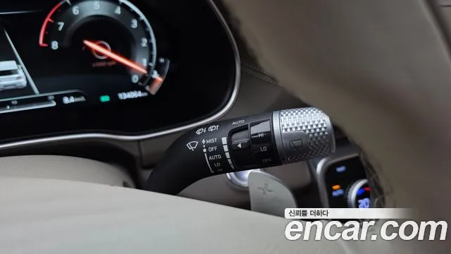 Genesis GV80 — Фото автомобиля 28