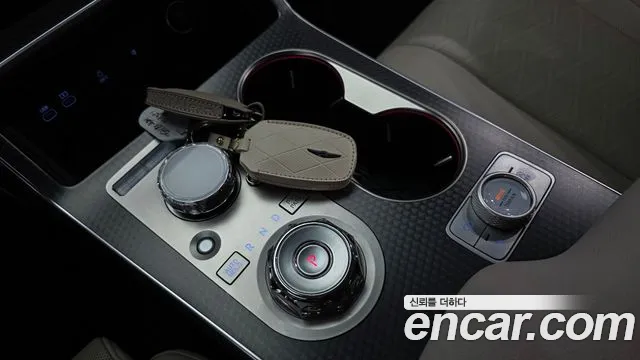 Genesis GV80 Coupe — Фото автомобиля 12