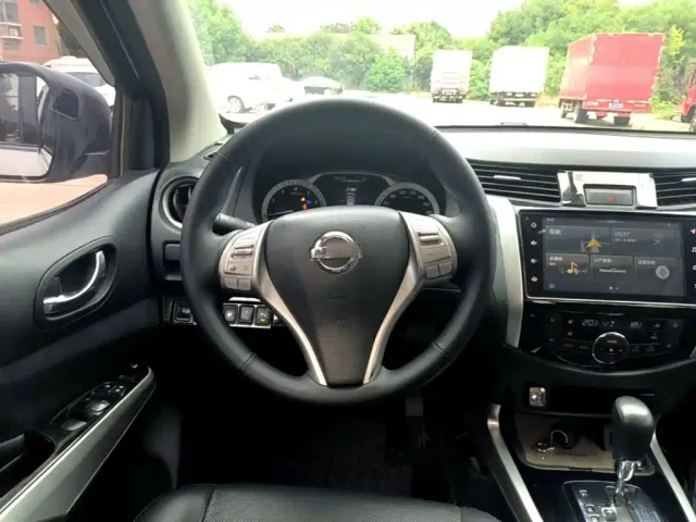 Nissan Terra — Фото автомобиля 10