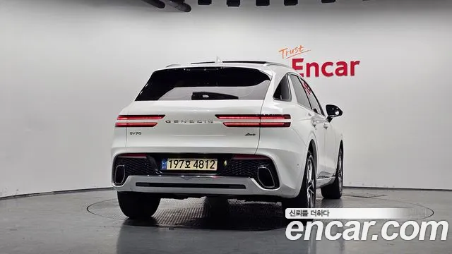 Genesis GV70 2.5T Бензин AWD — Фото автомобиля 4