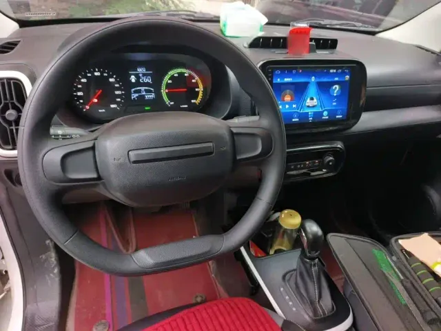 Roewe Clever — Фото автомобиля 12