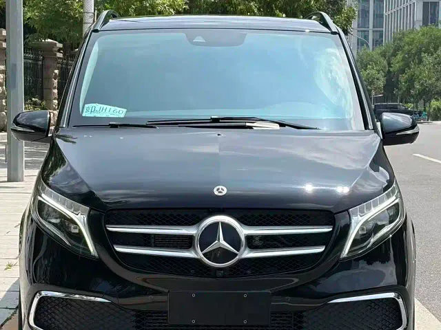 Mercedes-Benz V-Class — Фото автомобиля 2