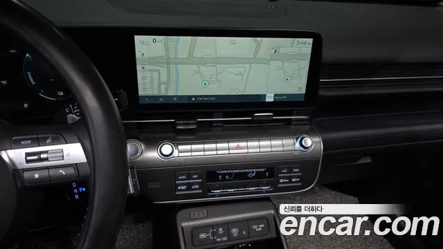 Hyundai Kona SX2 — Фото автомобиля 14