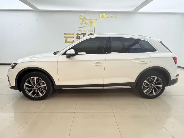 Audi Q5L — Фото автомобиля 4