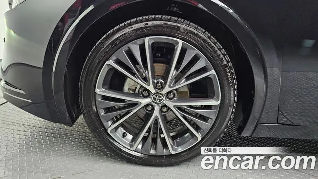 Toyota Prius — Фото автомобиля 5