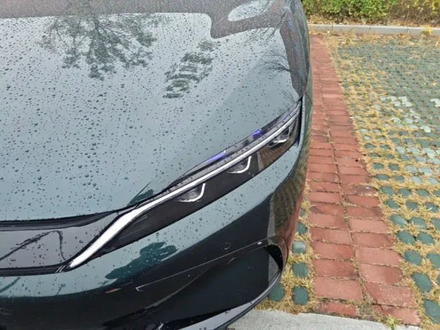 BYD Han — Фото автомобиля 23