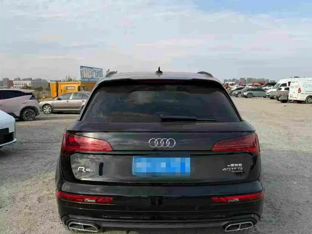 Audi Q5L — Фото автомобиля 3