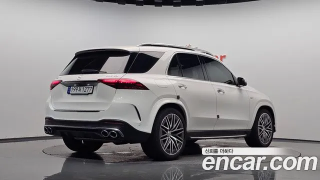 Mercedes-Benz GLE-Class — Фото автомобиля 2