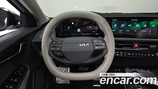 Kia EV6 — Фото автомобиля 20