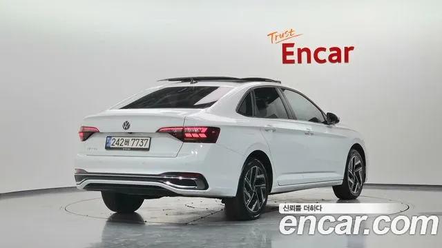 Volkswagen Jetta — Фото автомобиля 2