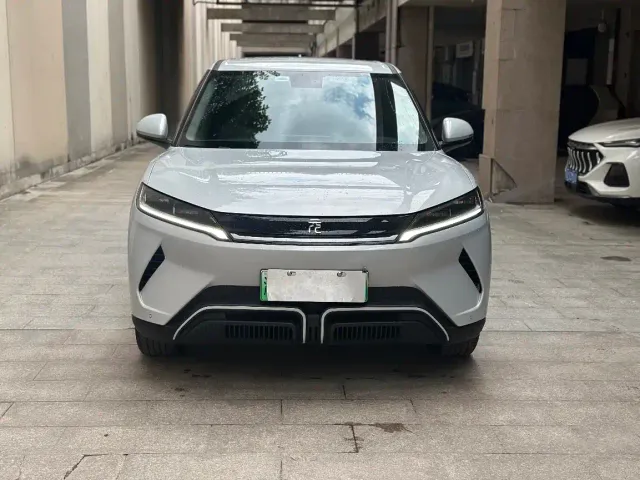 BYD Yuan UP — Фото автомобиля 2