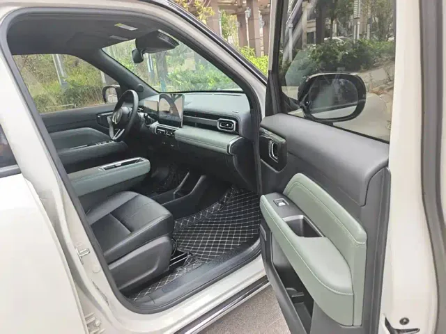 Baojun Yep Plus — Фото автомобиля 19