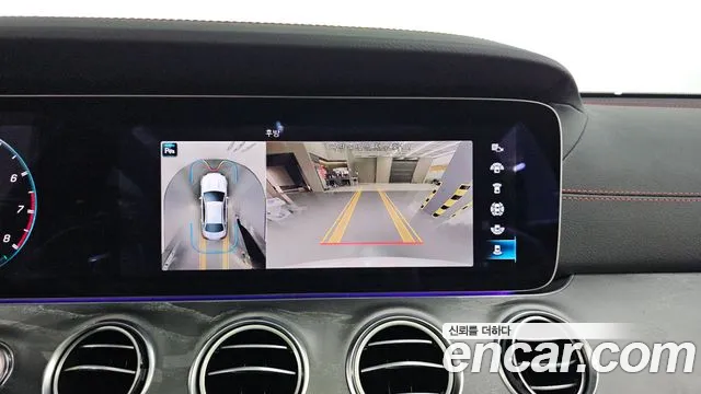 Mercedes-Benz E-Class — Фото автомобиля 13