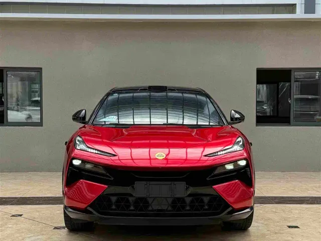 Lotus Eletre — Фото автомобиля 2