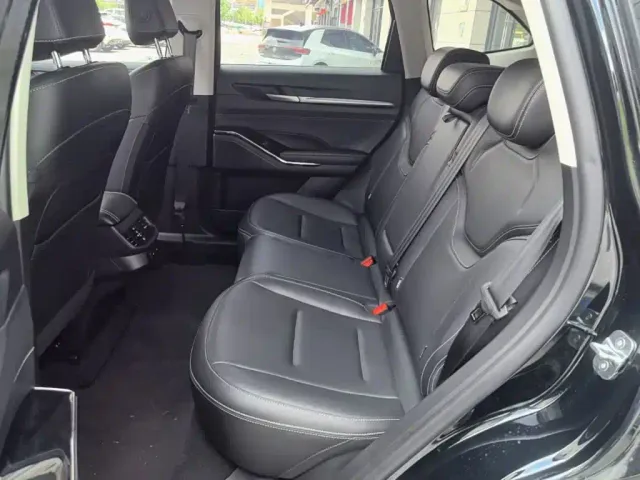 Haval H6 — Фото автомобиля 16
